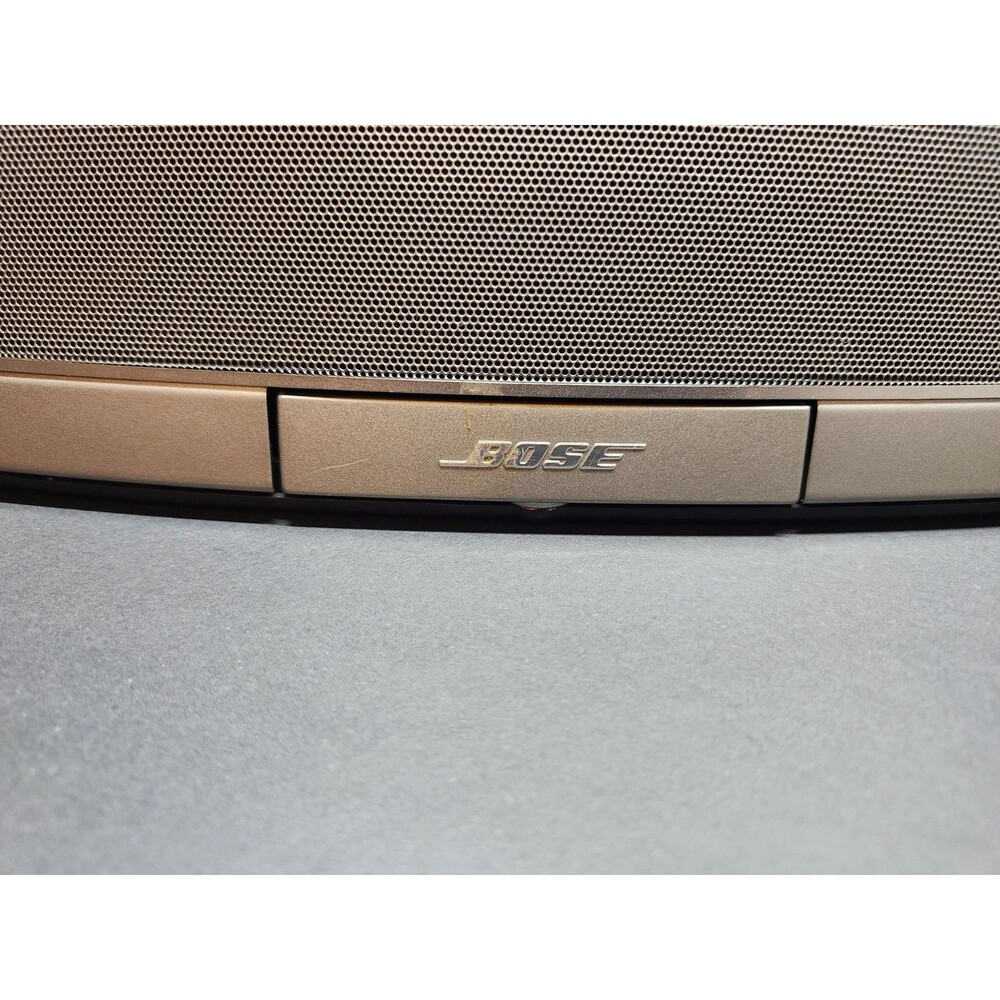 Bose SoundDock N123 iPod Dock Portable Digital Music System Speaker W/Power Cord - Picture 2 of 7